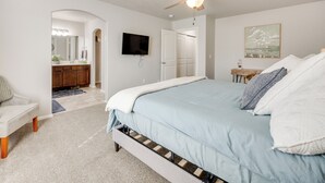 Interior - Nurse-friendly Rental 2 Mi to St Francis Hospital! (Colorado Springs)