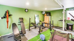 Apartment (0 Bedroom) | Interior - 8 Mi to Dtwn Cle: Cozy Couple's Retreat w/ Gym! (Cleveland)