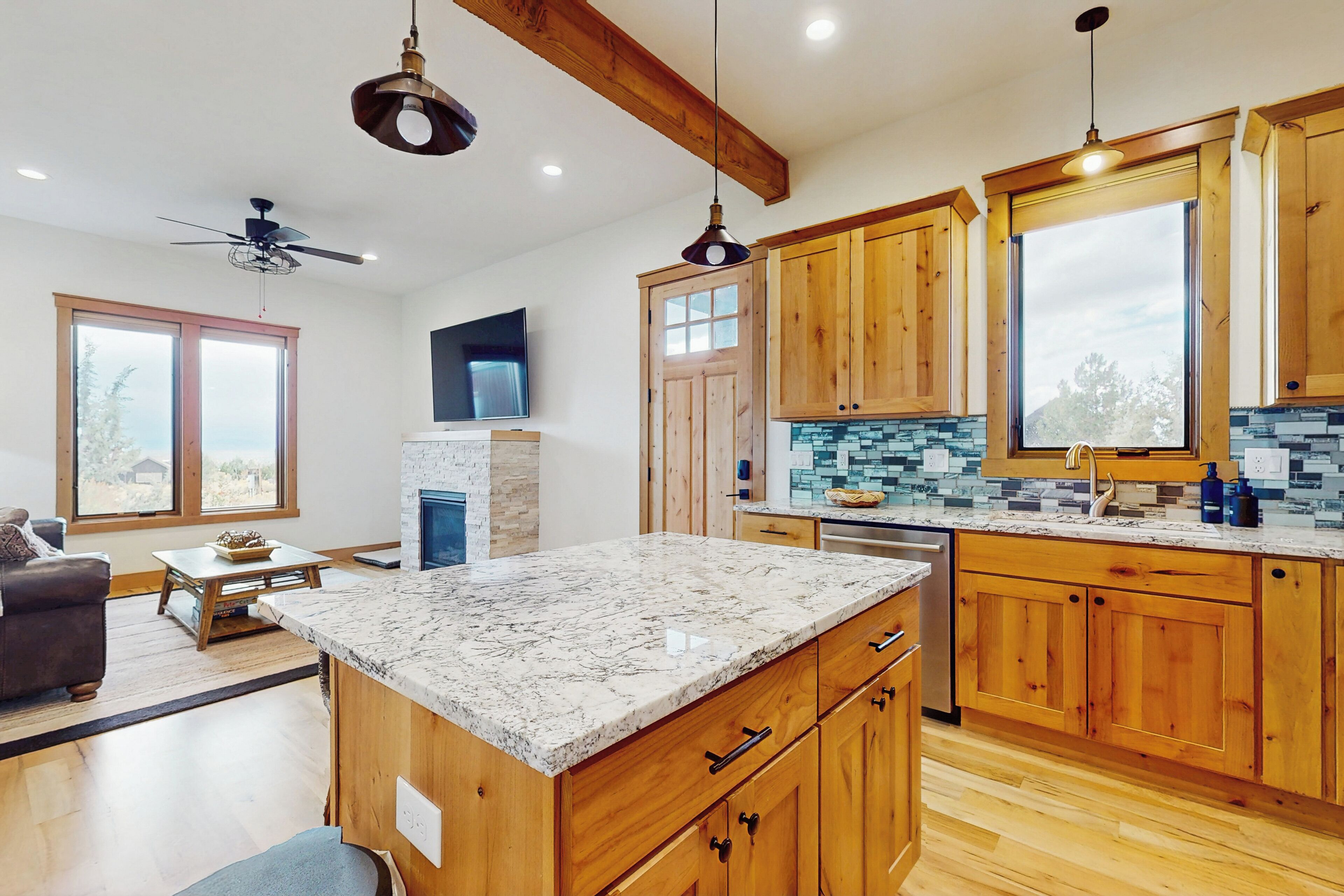 House (2 Bedrooms) | Interior