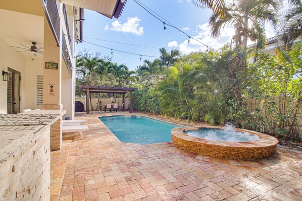 Front of property - Great for Gatherings! Sleek & Relaxing Hialeah Gem (Miami Lakes)