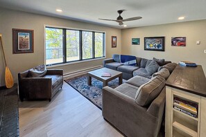 House (3 Bedrooms) | Interior - Luxurious Newly Renovated Lake Home on Rainy Lake (International Falls)