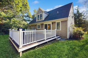 House (3 Bedrooms) | Interior - 3BR House in Central Location w/ AC, Deck & Yard (Vineyard Haven)