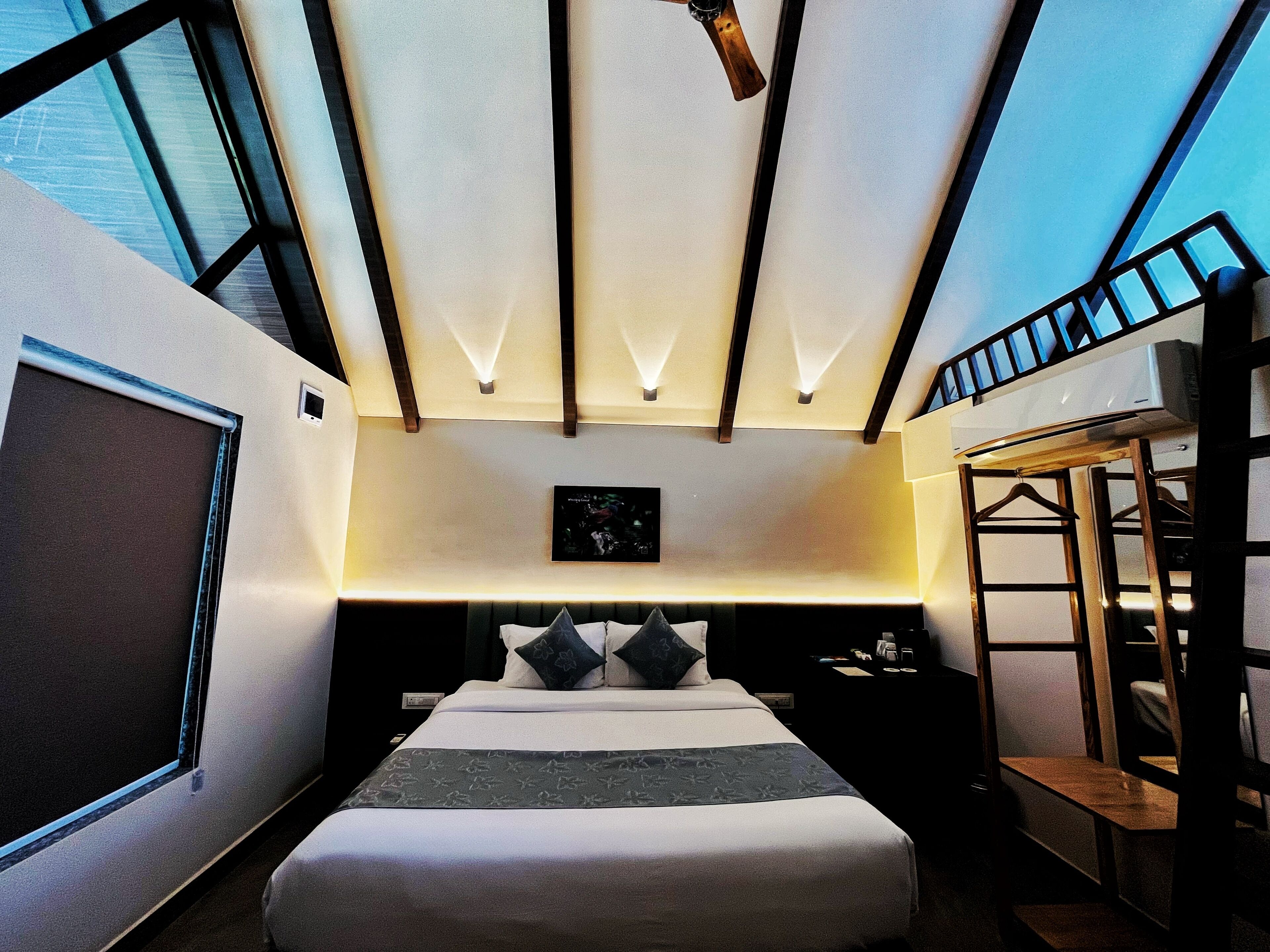 Familieværelse - balkon - udsigt til have | Gratis Wi-Fi