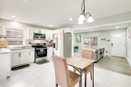 8 Mi to Vcu: City Explorer's Base in Richmond