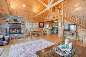 House (3 Bedrooms) | Interior - Luxe Mtn-view Cabin w/ Resort Perks in Jasper! (Jasper)