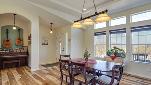 Interior - 15 Mi to Kartchner Caverns: Quiet Gem w/ Mtn Views (Benson)