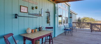 15 Mi to Kartchner Caverns: Quiet Gem w/ Mtn Views