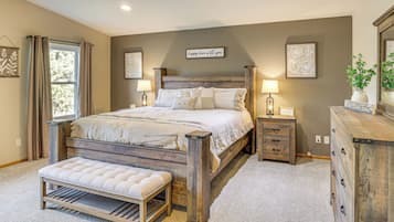 House (6 Bedrooms) | Interior