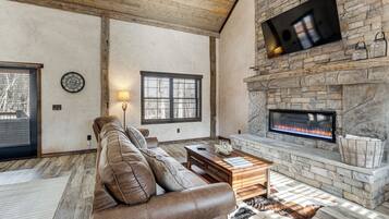 House (1 Bedroom) | Interior