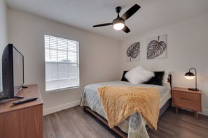 Interior - 7 Mi to Dtwn Springfield: Cozy Condo w/ Balcony (Springfield)