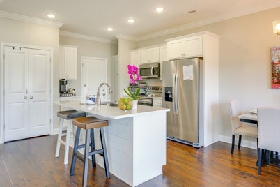 4 Mi to Lee University: Peaceful Townhome w/ Patio