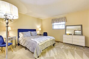 House (3 Bedrooms) | Interior - Great for Travel Nurses! Home 4 Mi to Dtwn Troy (Troy)