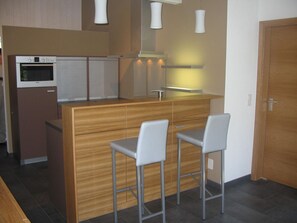 Fridge, microwave, oven, dishwasher - Bim Bühlmättli 4 Bett Wohnung by Interhome (Grindelwald)
