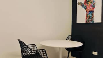 舒适公寓, 厨房, 城市景观 | 用餐