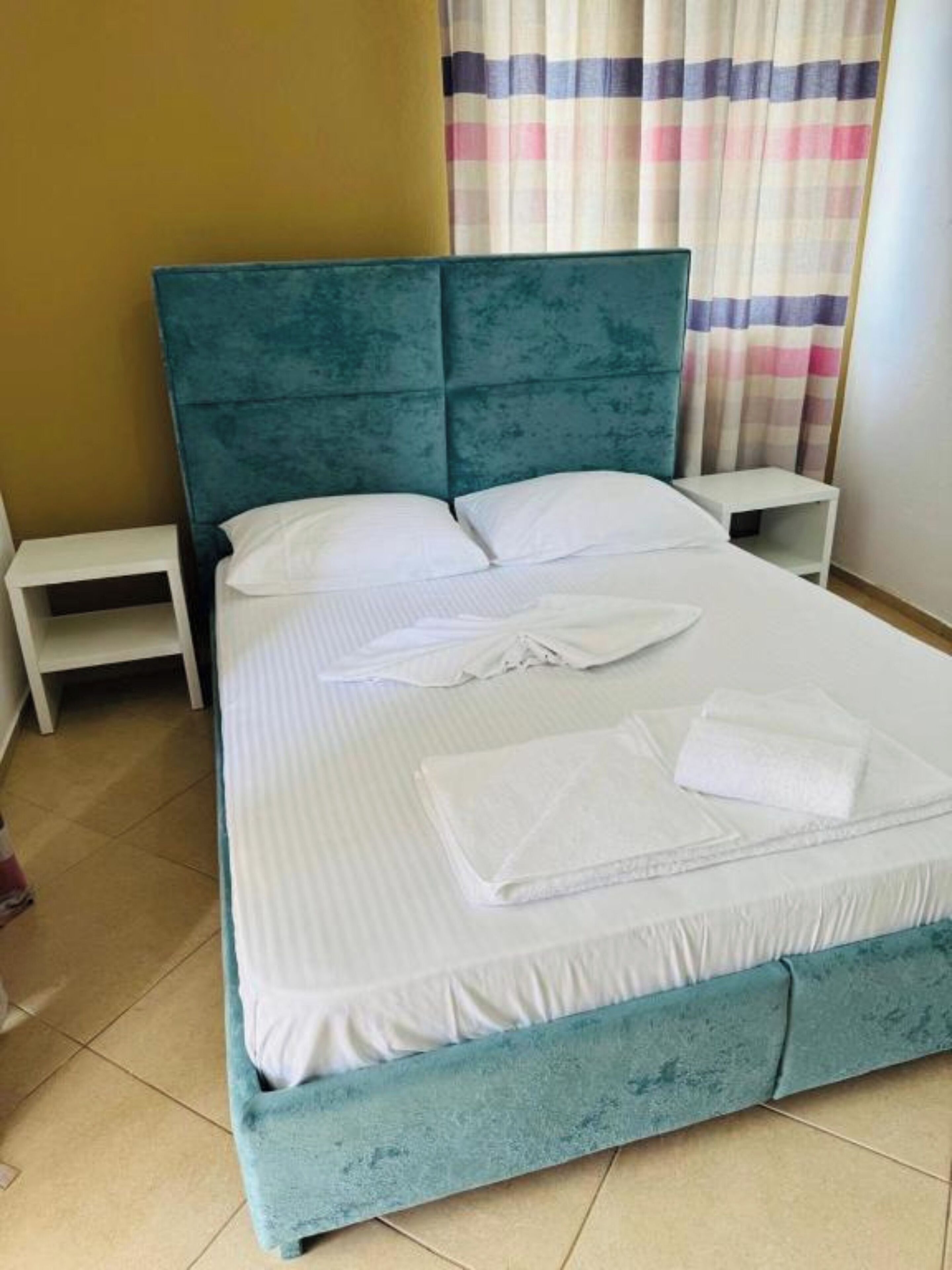 Standard Double Room, Garden View | Free WiFi, bed sheets