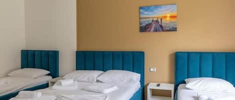 Quarto família | Quartos à prova de som, Wi-Fi de cortesia, roupa de cama