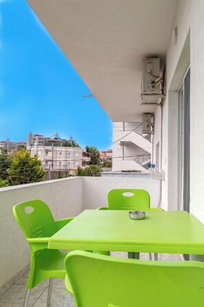 Triple Room, Balcony | Terrace/patio - Central Garden Sofia 2- Free Parking (Ksamil)