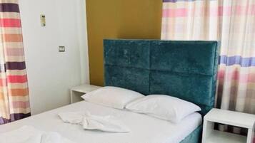 Standard-Doppelzimmer, Gartenblick | Kostenloses WLAN, Bettwäsche