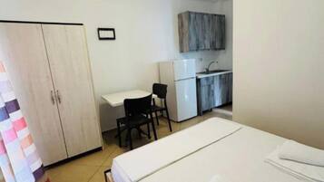 Chambre Double Standard, vue jardin | Wi-Fi gratuit, draps fournis