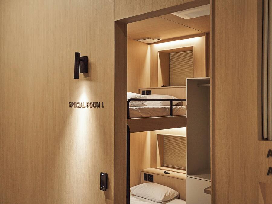 Memory foam beds, in-room safe, individually furnished, blackout drapes