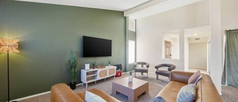 Rumah, 4 kamar tidur | Area keluarga | Smart TV dan layanan streaming