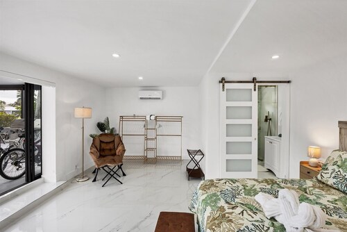 Port Charlotte 4 Bedroom Pool Vacation Home on Peace River 4 Home