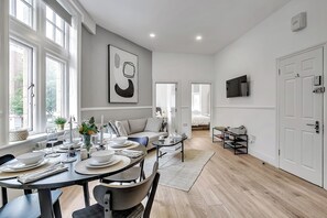 Dining - Terrific 2-bedroom apartment in London (London)