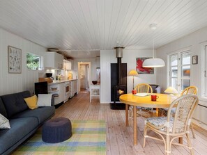 TV, fireplace - "Patti" - 700m from the sea by Interhome (Blokhus)