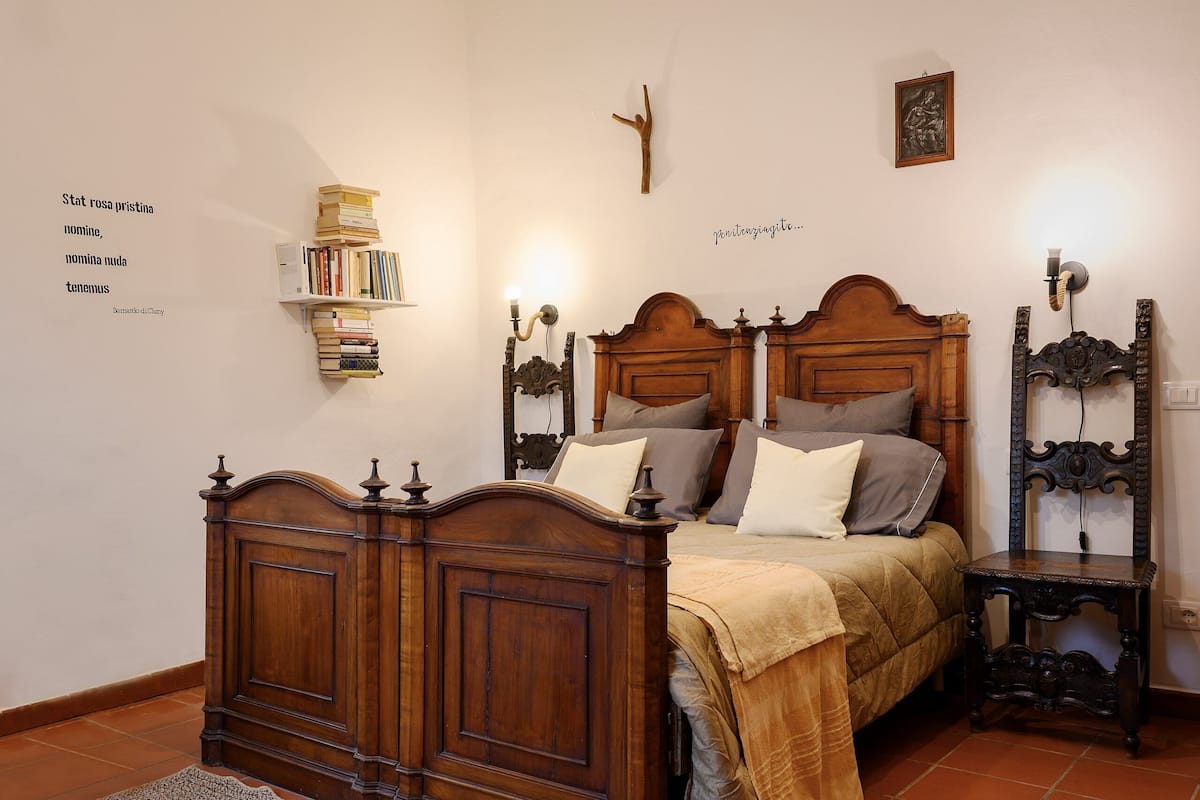 Family Quadruple Room | Desk, laptop workspace, iron/ironing board, free WiFi