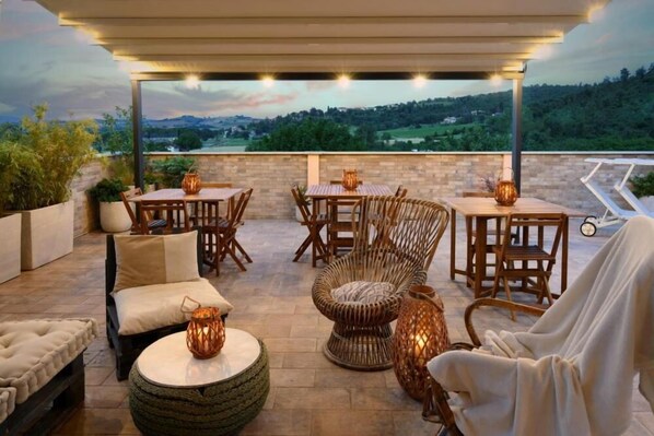 Outdoor dining - Il Bed and Bookfast  (Mercatello)