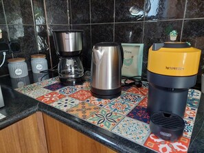 Kaffe och/eller kaffebryggare