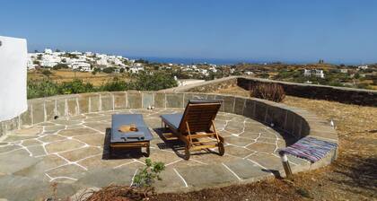 Kypseli House - Quiet Garden Home for Families & Groups, steps from Apollonia