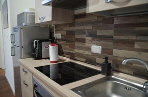 Deluxe Apartment, 2 Bedrooms | Private kitchen - Residenza Bernini (Rome)