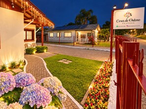 Front of property - Cores de Outono (Canela)