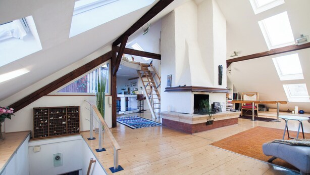 Unclassified image, 1 of 36, button - Central Penthouse, for romantic lovers and those who love to read and chill (Graz)