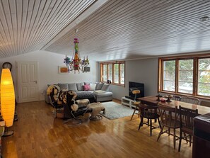 Living area - Spacious Swedish house on the edge of the forest (Ljungby)