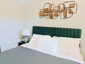 2 habitaciones, tabla de planchar con plancha y wifi 