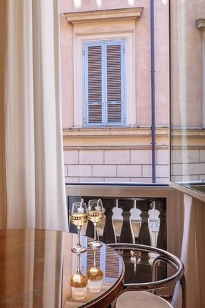 Dining - Navona Boutique House (Rome)
