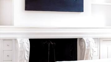 Iron/ironing board, free WiFi