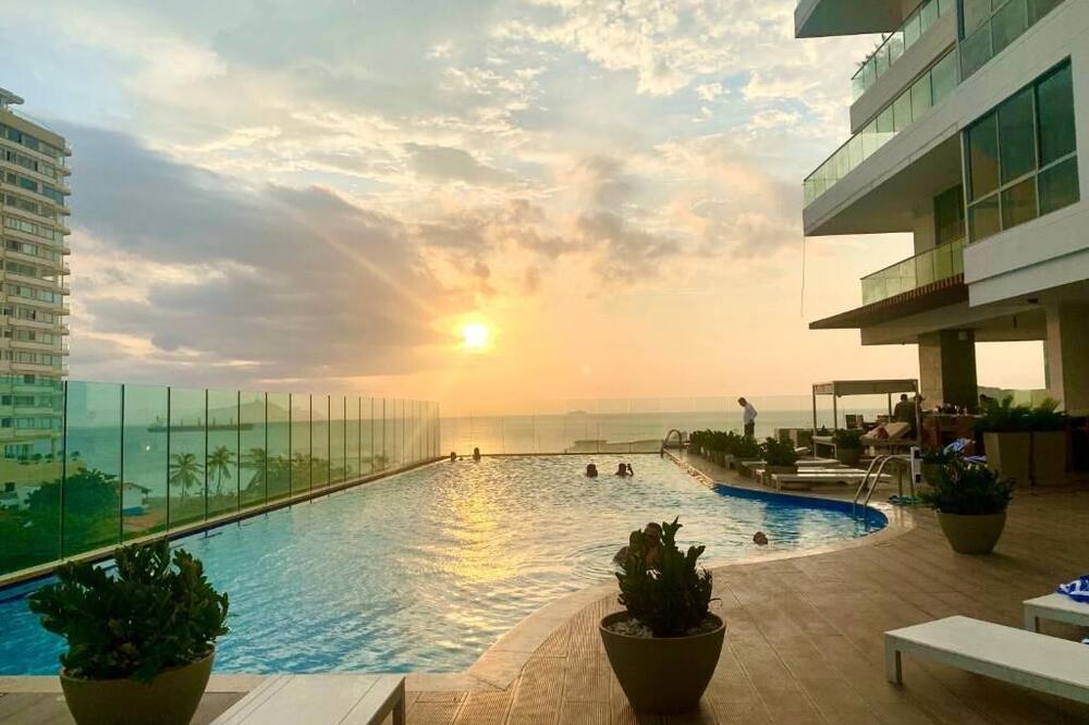Grand Marina Oceanview Apartments by Xarm Apartments
