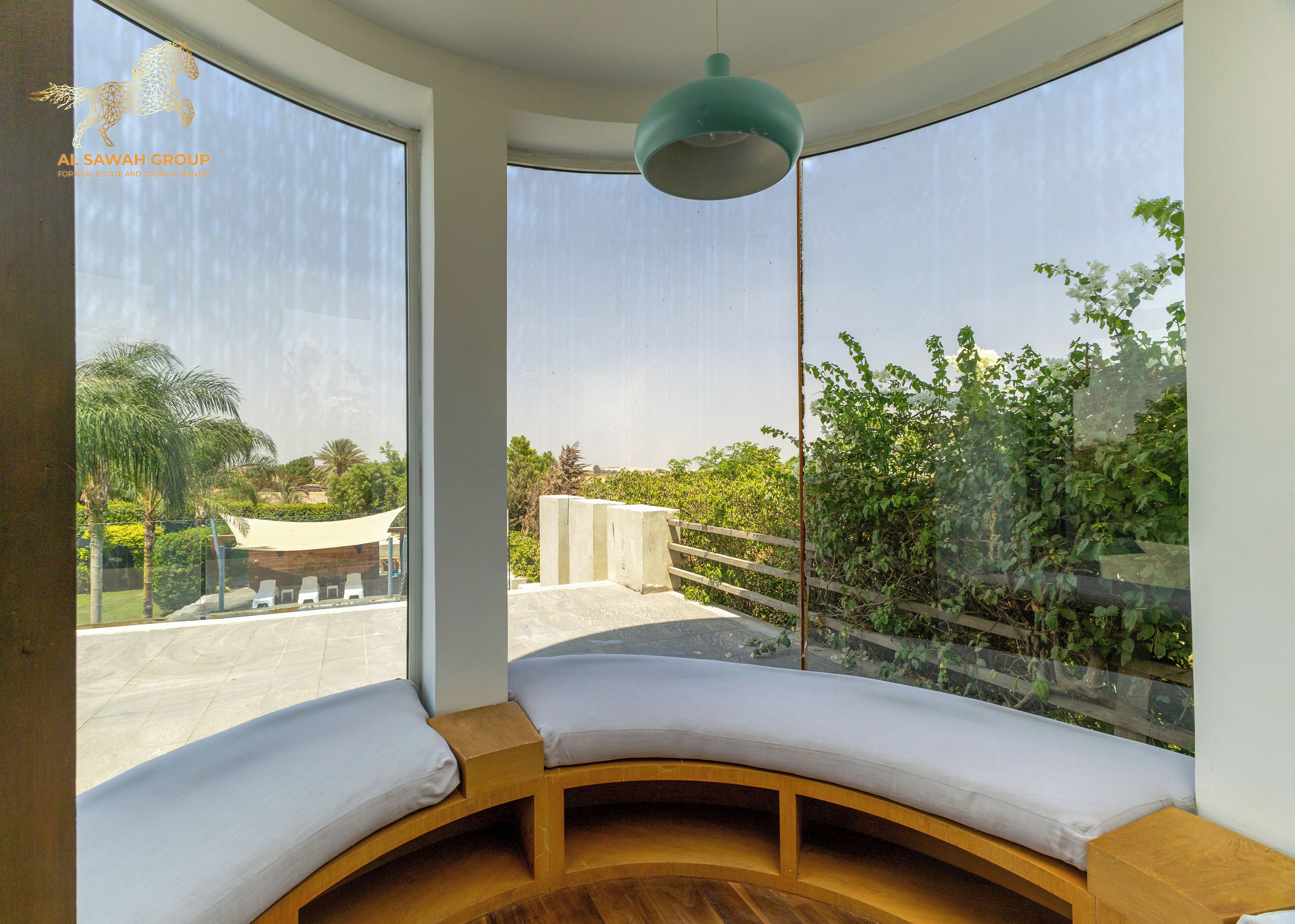 Vila superior, 5 quartos, vista para a piscina, no andar executivo | Parte interna