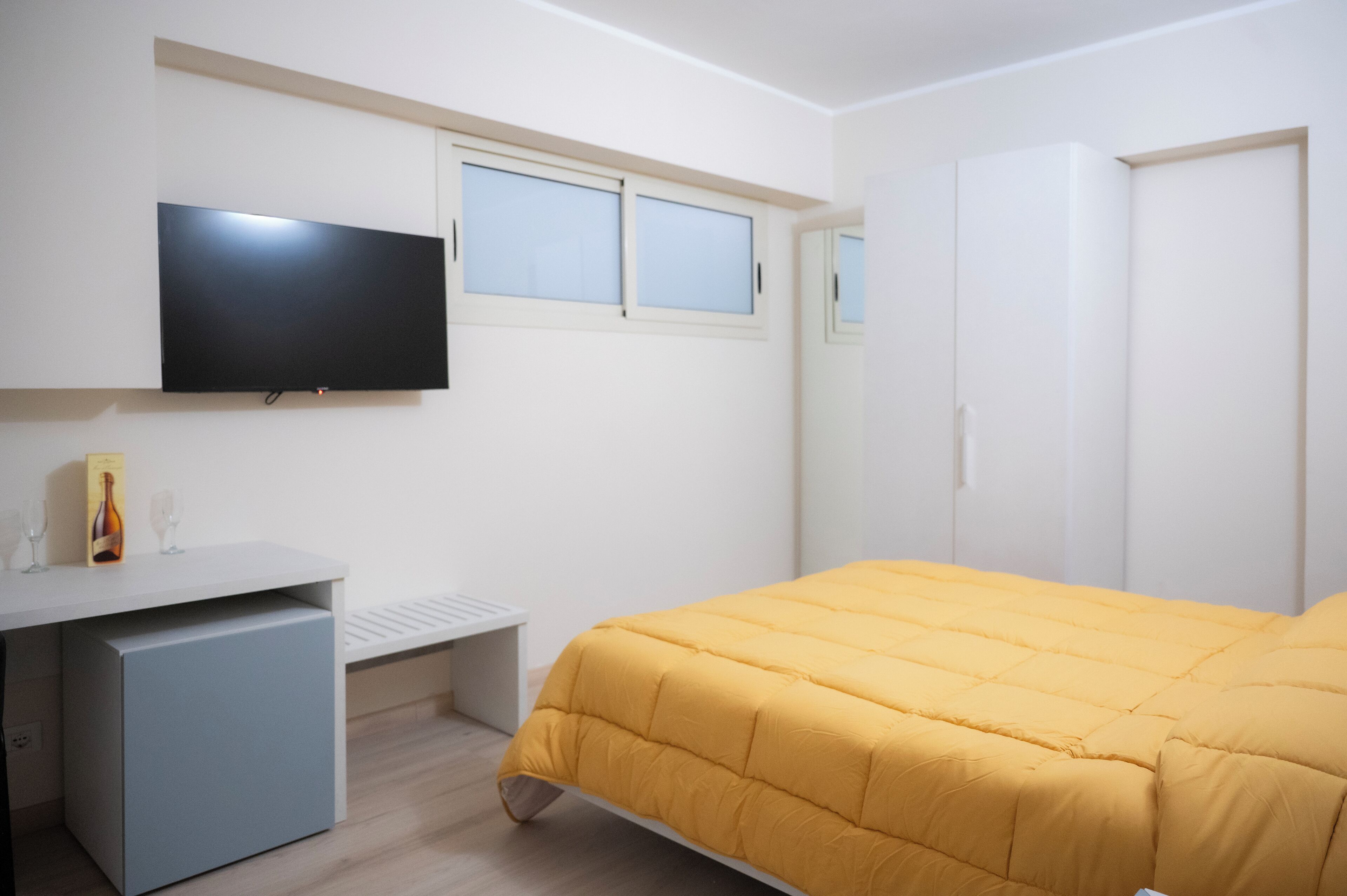 Chambre Double, vue ville | Coffres-forts dans les chambres, bureau