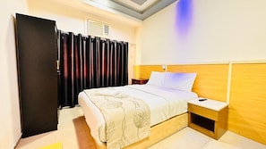 Coffres-forts dans les chambres, rideaux occultants