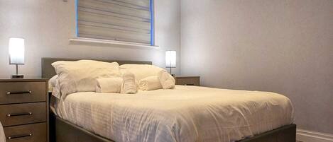 Bügeleisen/Bügelbrett, WLAN, Bettwäsche