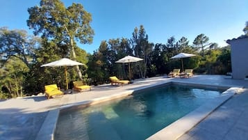 Seasonal outdoor pool