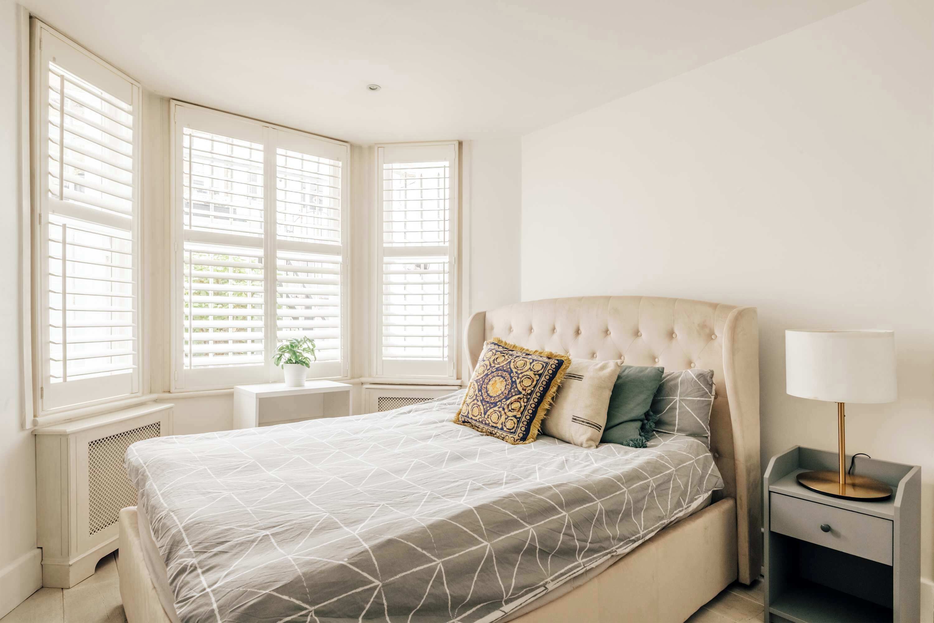 熨斗/熨衣板、WiFi、床单