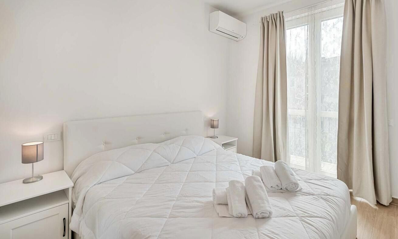 1 間睡房、熨斗/熨衫板