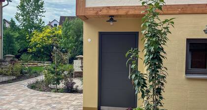 Haus Kirsche: Exclusive wellness hideaway with sauna, panoramic window & nature trail