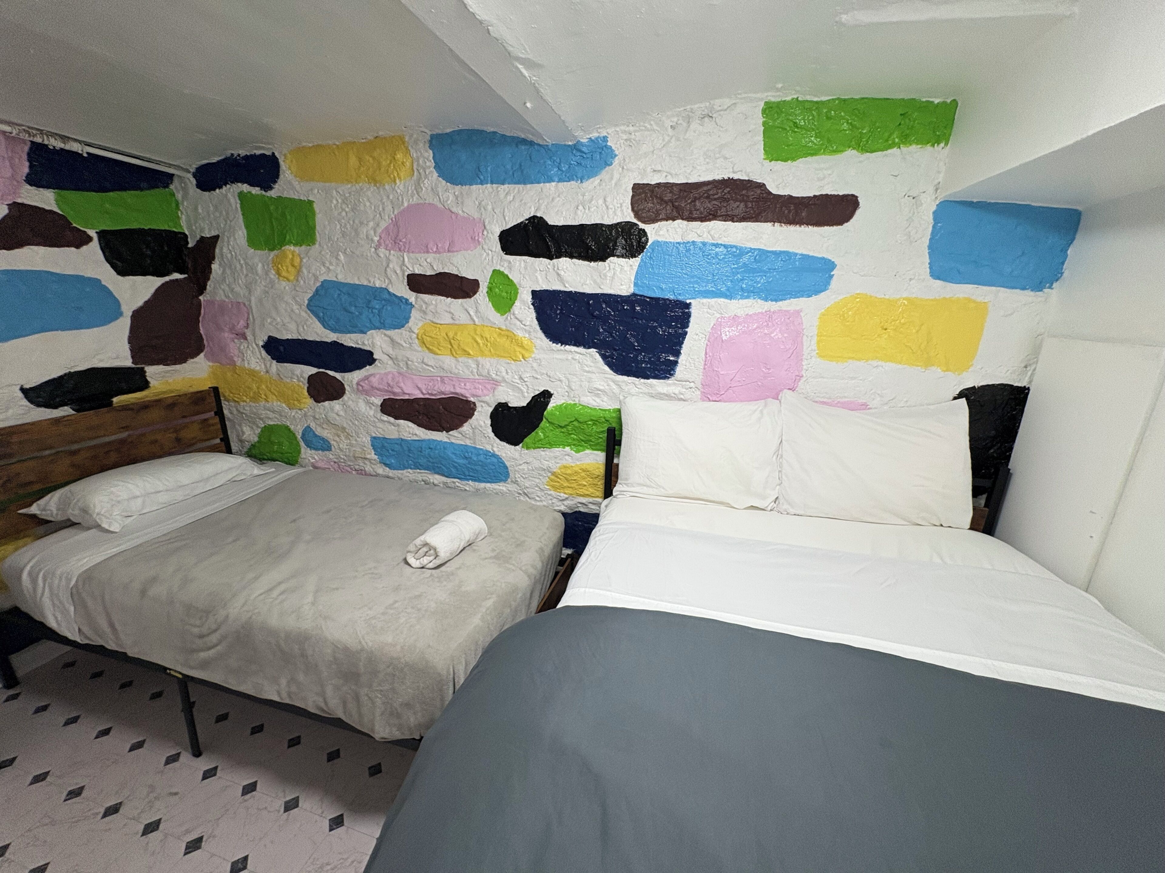 2 slaapkamers, een strijkplank/strijkijzer, wifi