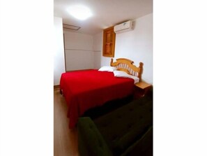 2 bedrooms, iron/ironing board, Internet, bed sheets - Chalet on the corner of the Canela Cathedral (Canela)